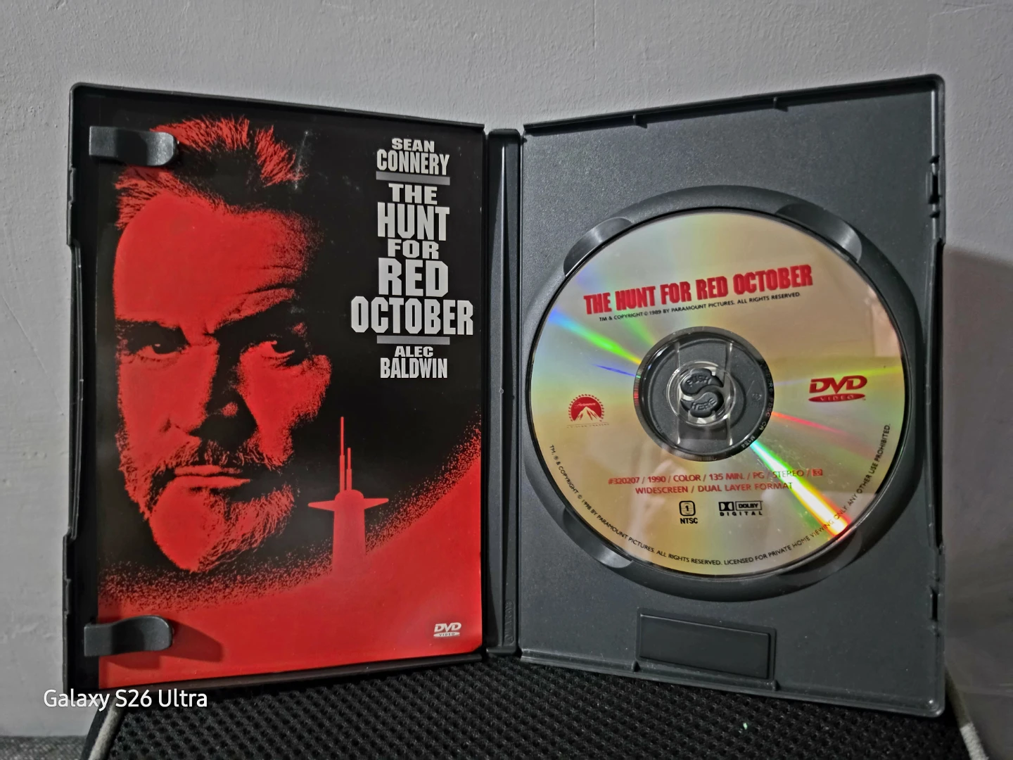 The Hunt for Red October [DVD] Sean Connery Alec Baldwin - photo 2