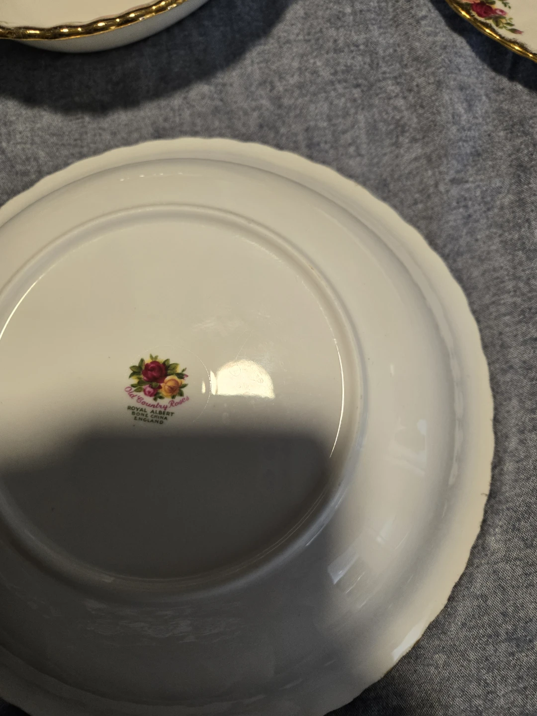 Royal Albert Old Country Roses Dinnerware Set - photo 2