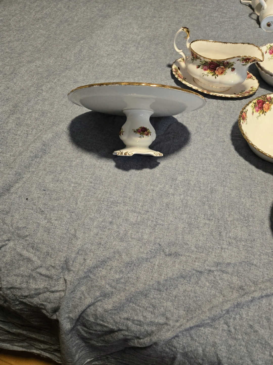 Royal Albert Old Country Roses Dinnerware Set - photo 4