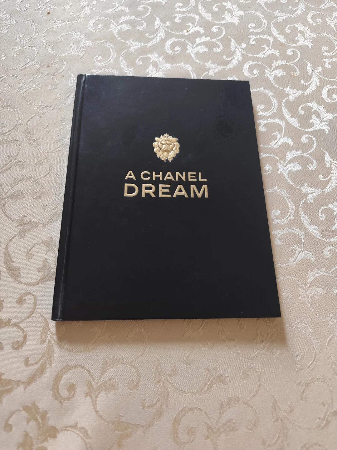 A Chanel Dream Book - photo 2