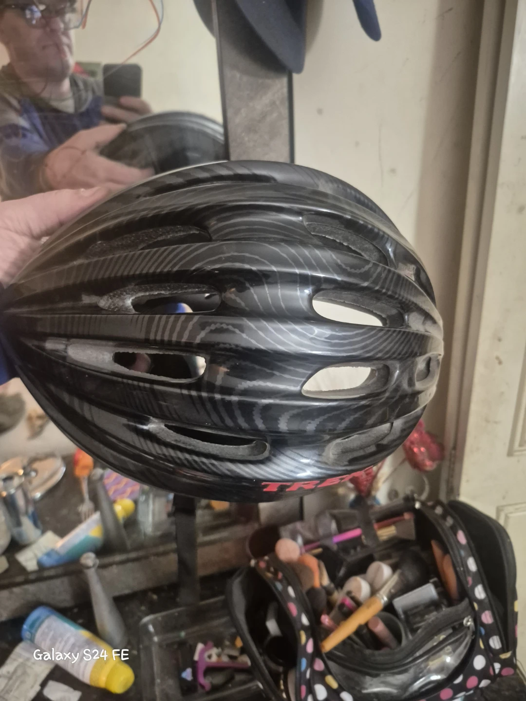 Trek Bicycle Helmet  Size/Medium - photo 3