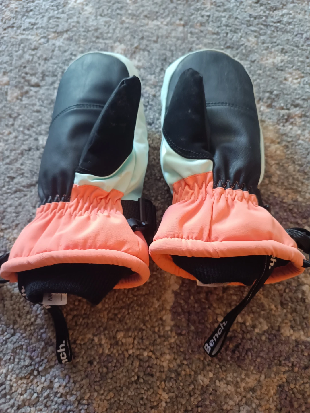 Bench Kid's Mittens - Size S/M - photo 2