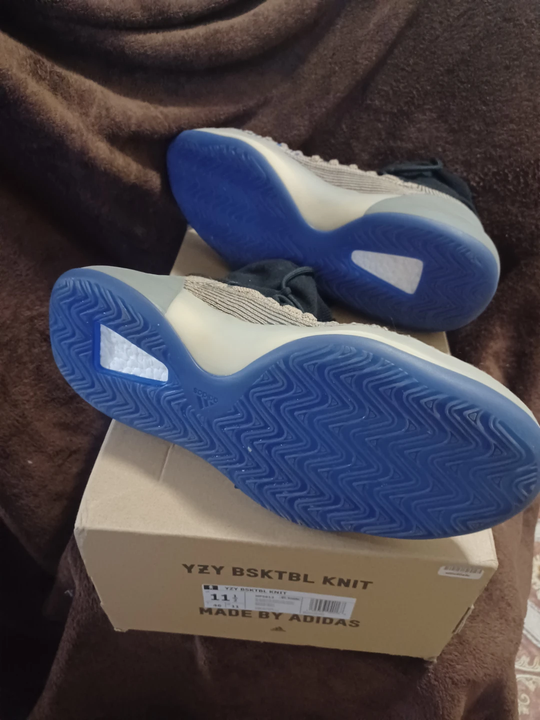 Adidas yeezy basketball knit slate azure size 11.5 - photo 4