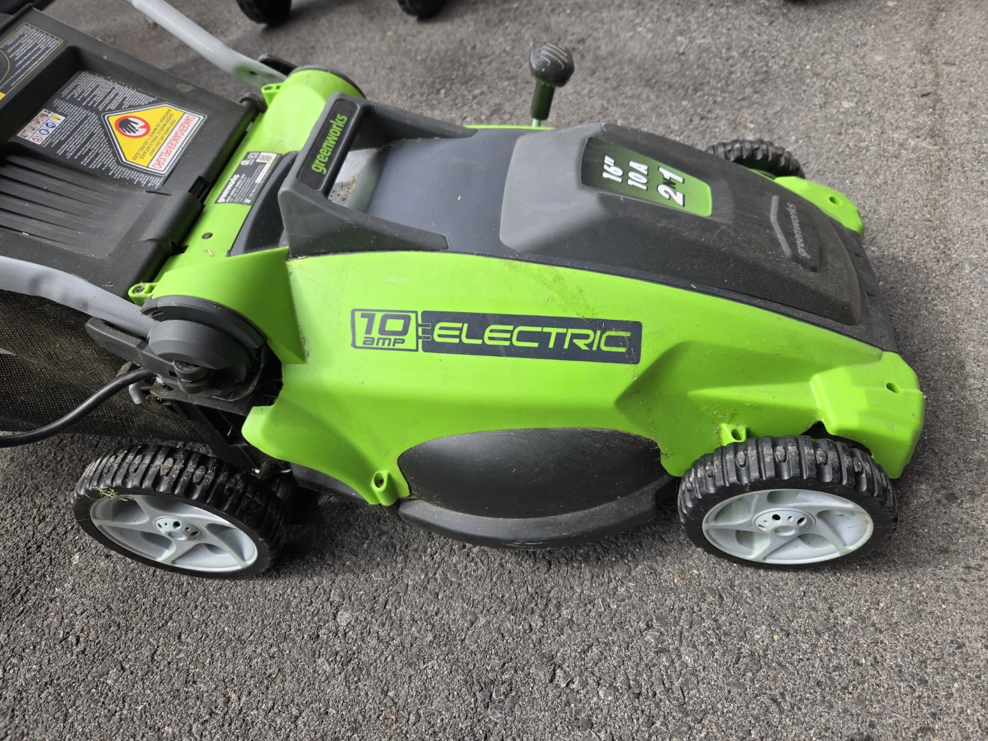 Greenworks 16" Electric Lawn Mower 10 Amp 2-in-1 - photo 2
