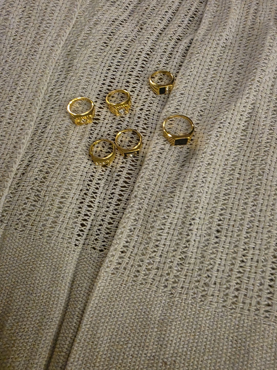 Set of 5 Gold-Tone Rings