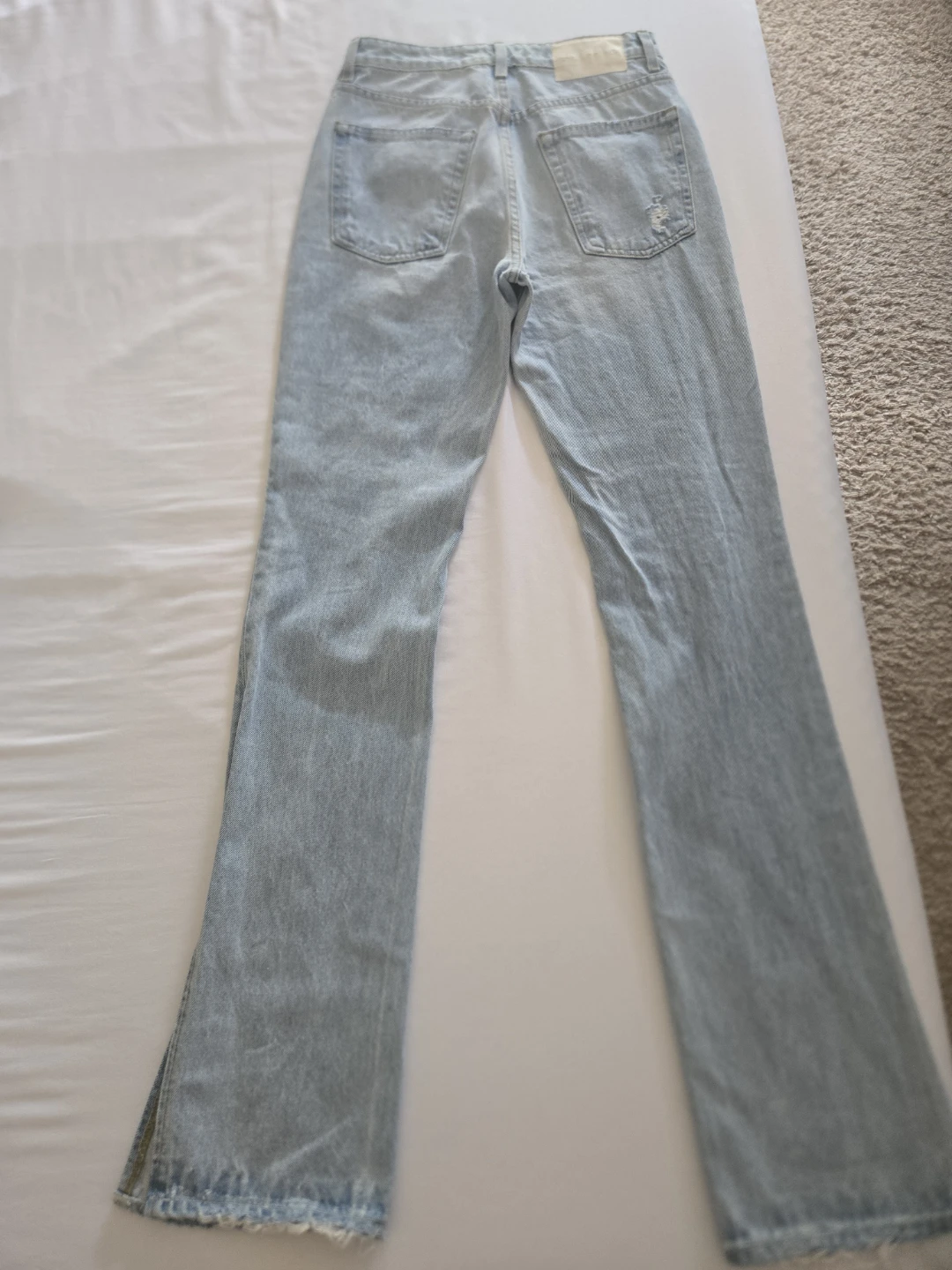GRLFRND Light Wash Denim Jeans - Size 25 - photo 3
