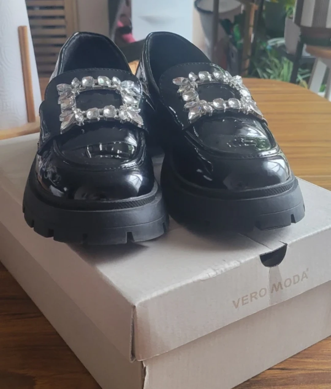 Vero Moda Women's Black Patent Loafers Size 6 - photo 2