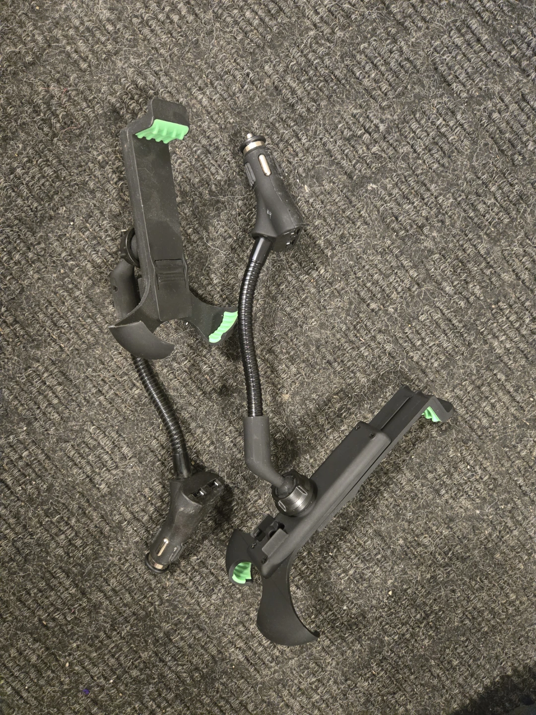 Car Phone Mount Holder with Gooseneck/charging - photo 2