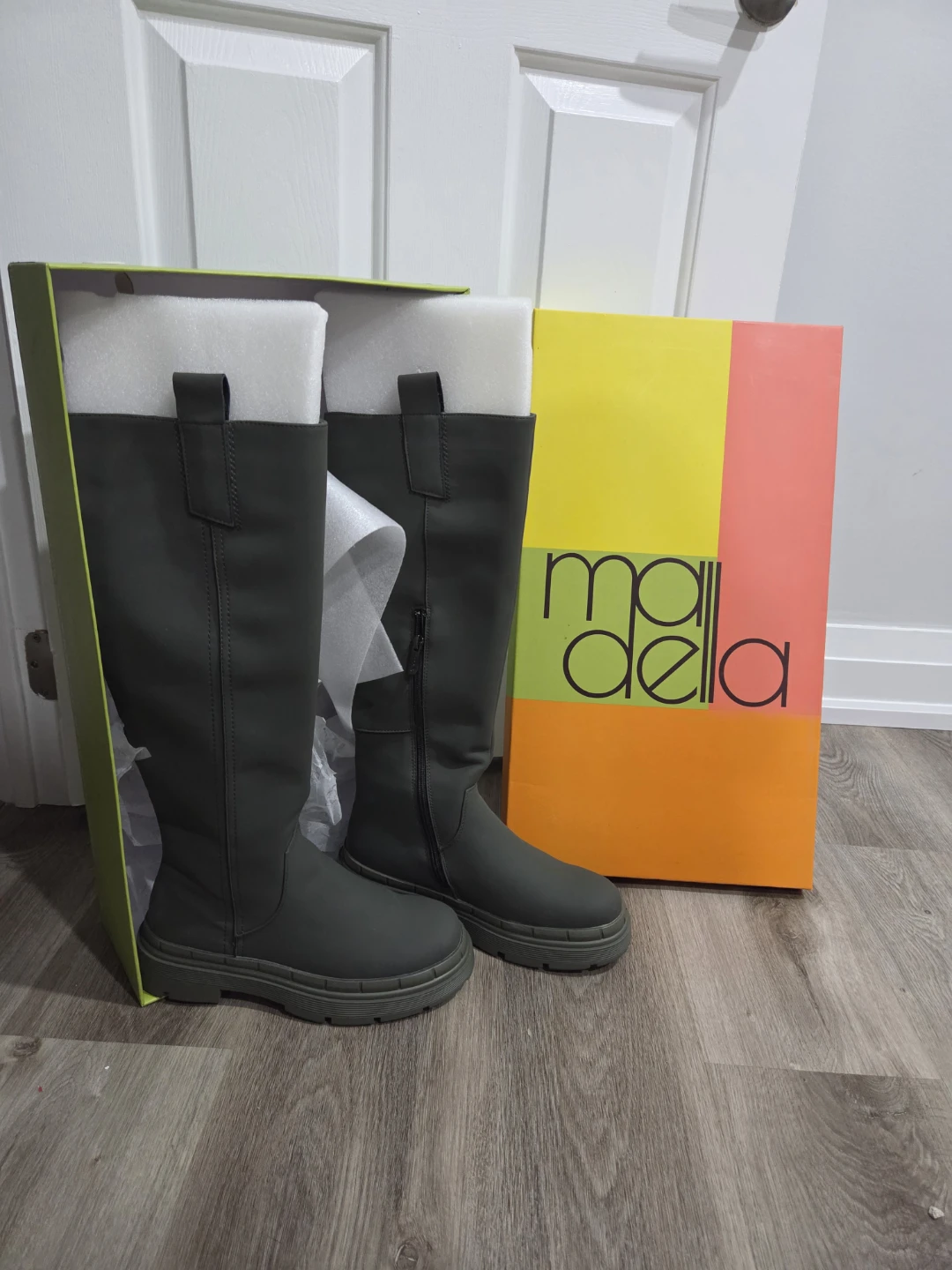 Maldella Tall Boots - Olive Green