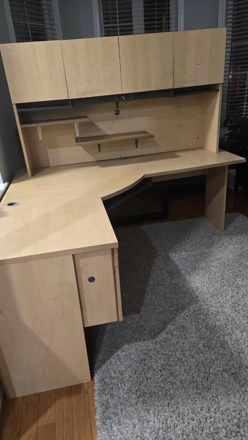 L-shaped desk with hutch and cabinets - photo 5