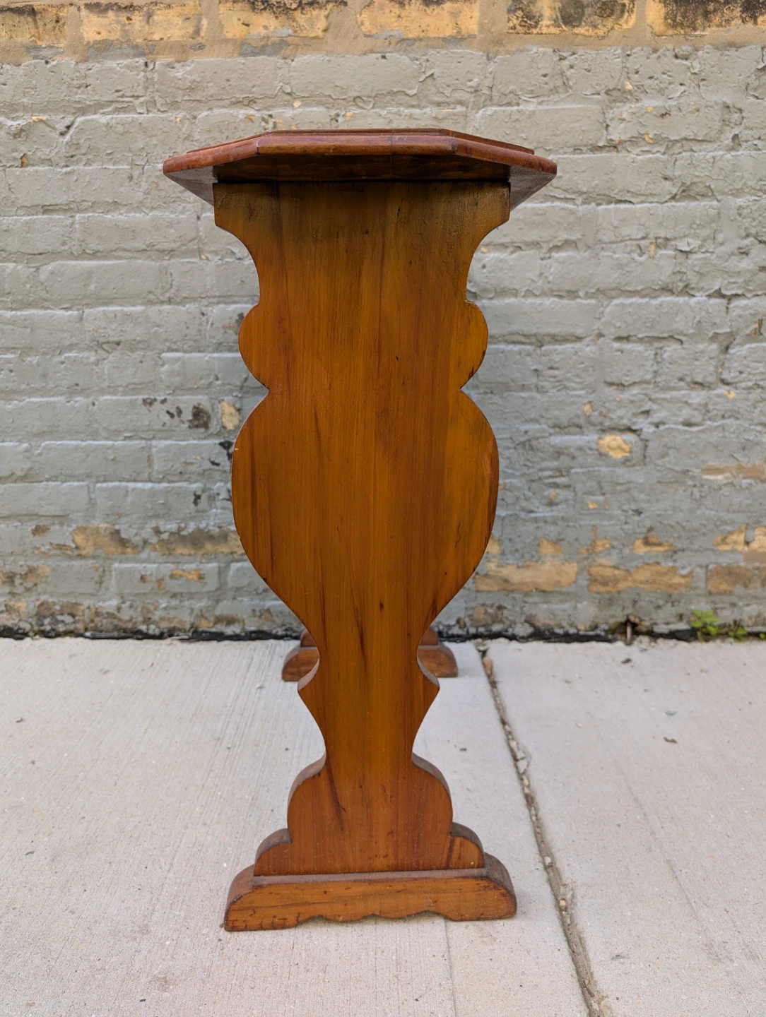 VTG Accent Table - photo 2