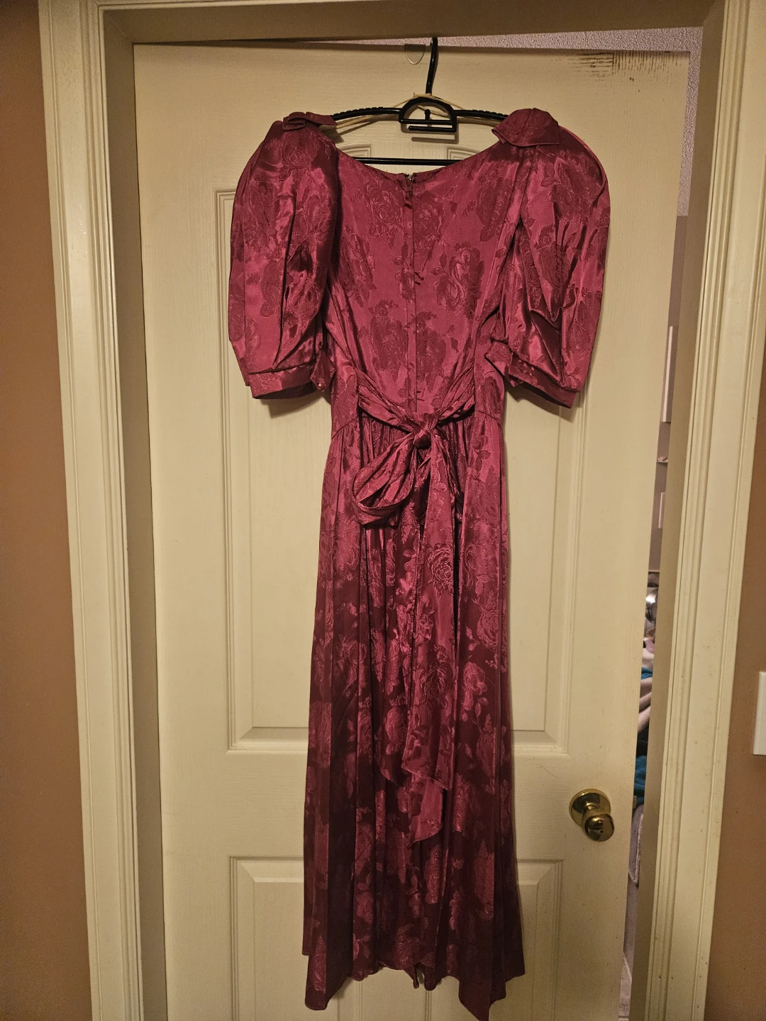 Vintage Fuchsia Floral Jacquard Dress with Puff Sleeves - photo 3