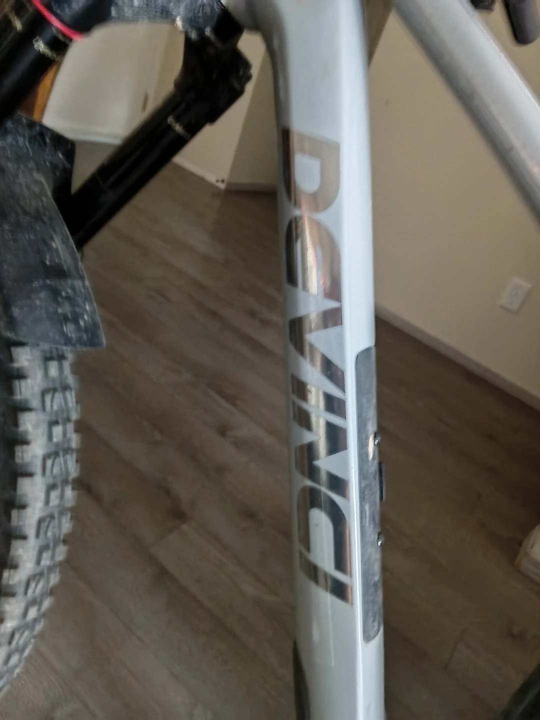 Devinci Troy Eagle LT (2025) - PERFECT CONDITION - photo 2