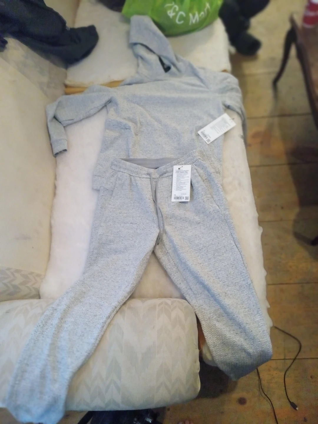 Lululemon clothes for sale - photo 3
