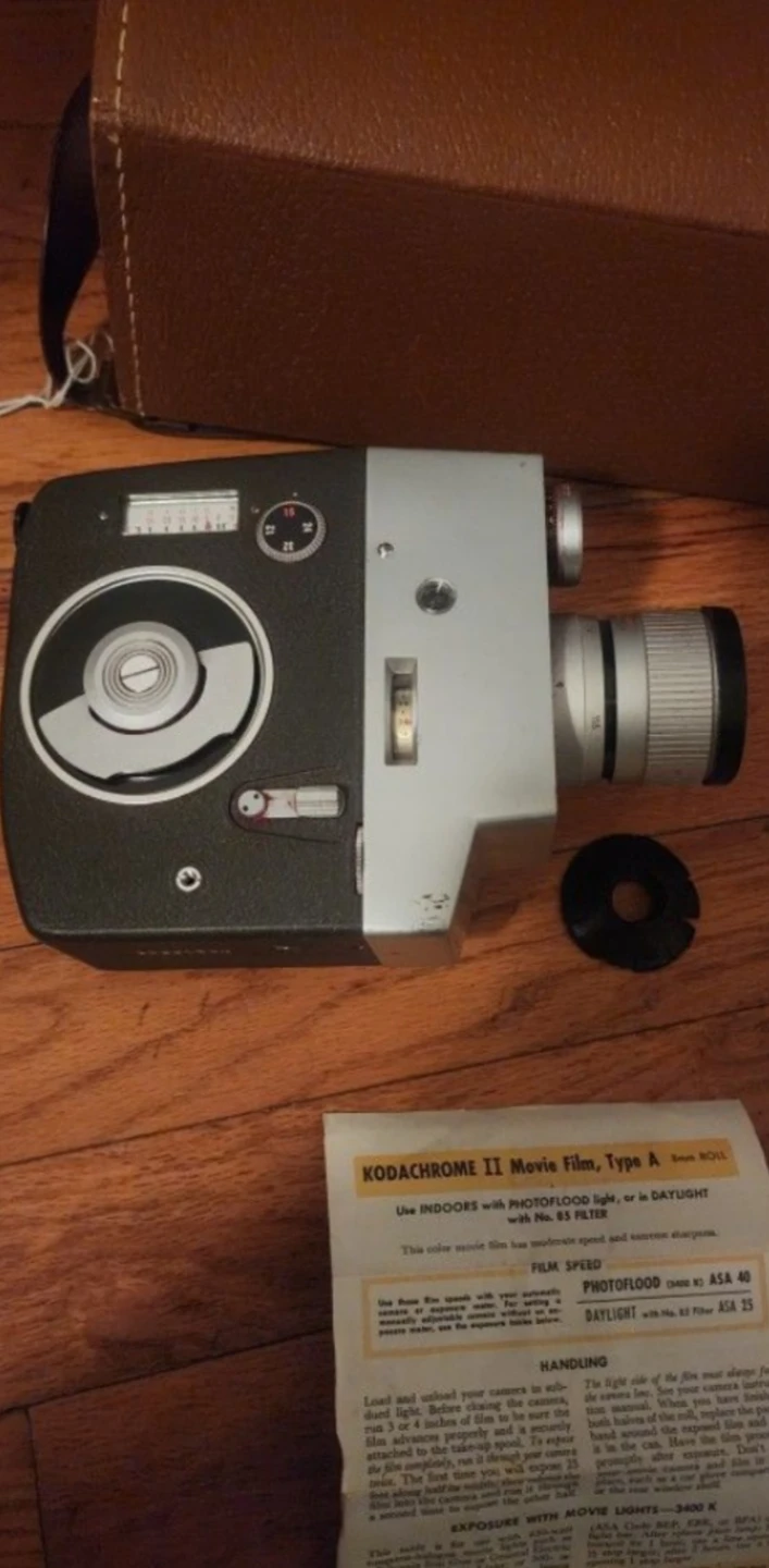 Ermko Reflex Zoom Automatic Electric Eye 8mm Movie Camera