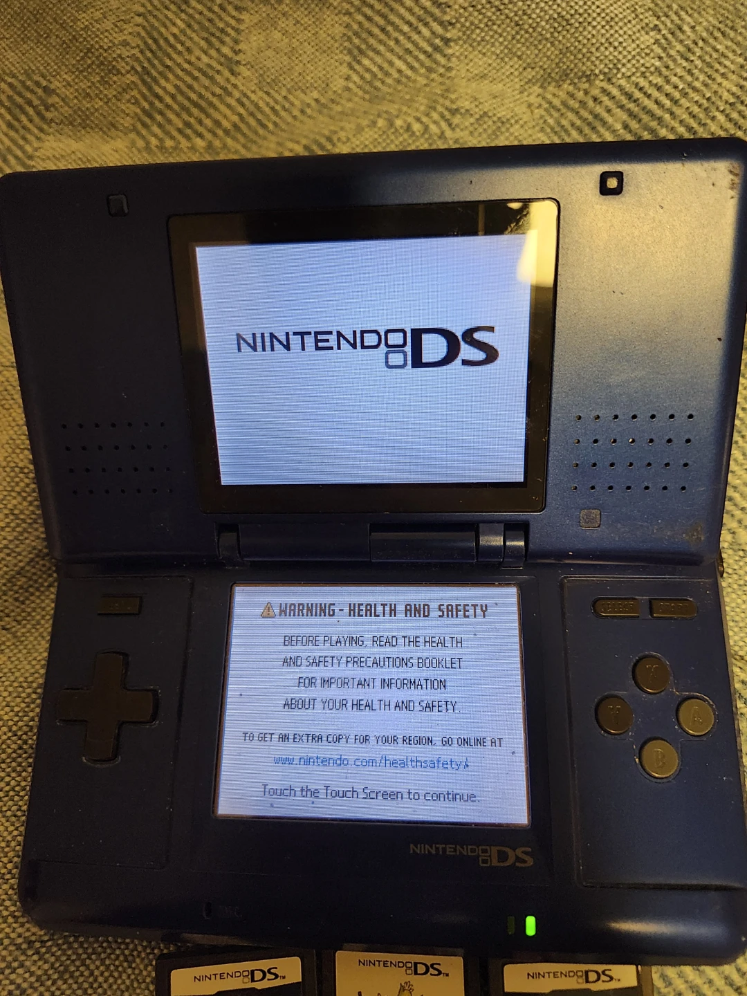 Nintendo DS Lite (Blue) with 5 Games and Charger - photo 3