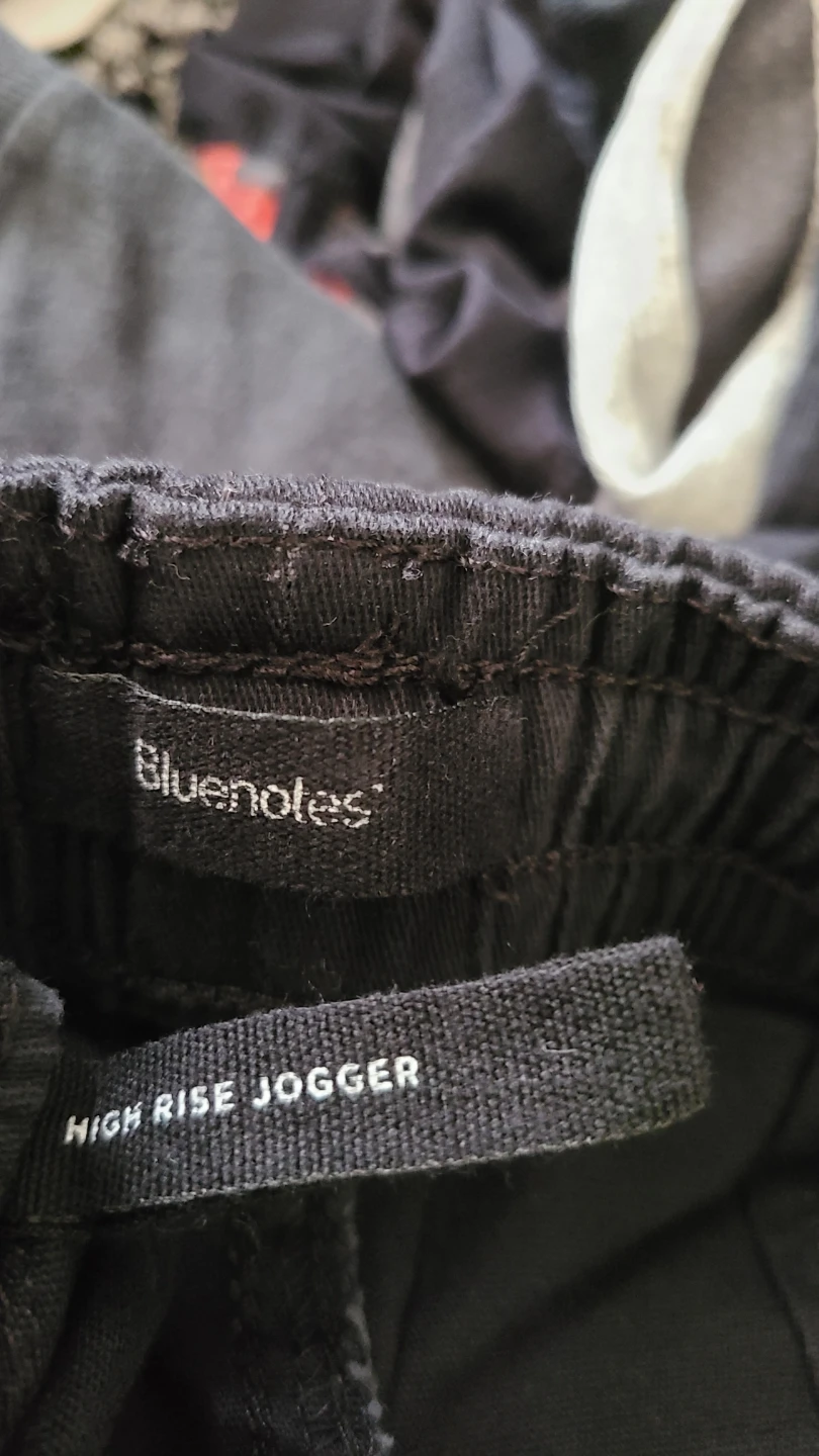 Bluenotes Black High Rise Jogger Pants - XS - photo 2