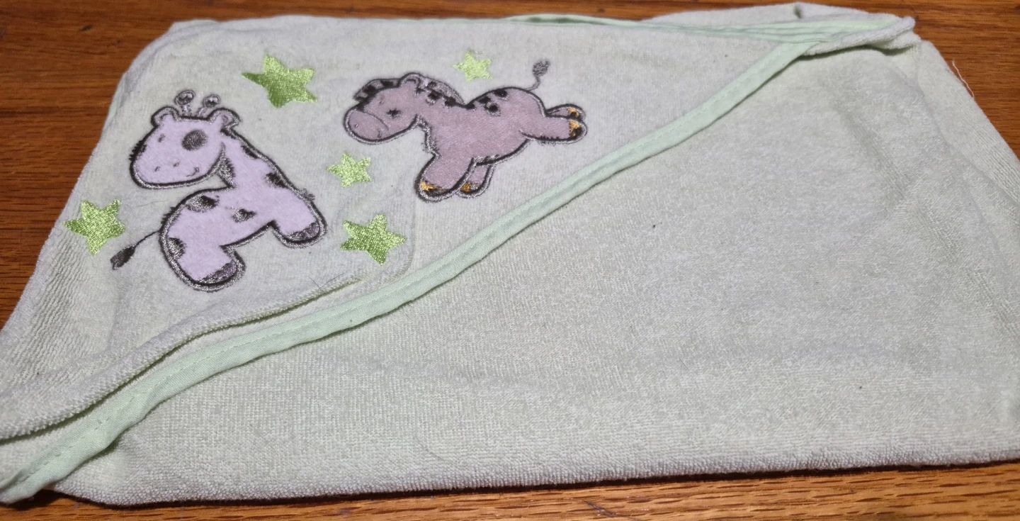 Hooded Baby Towels - Set of 3 - photo 3