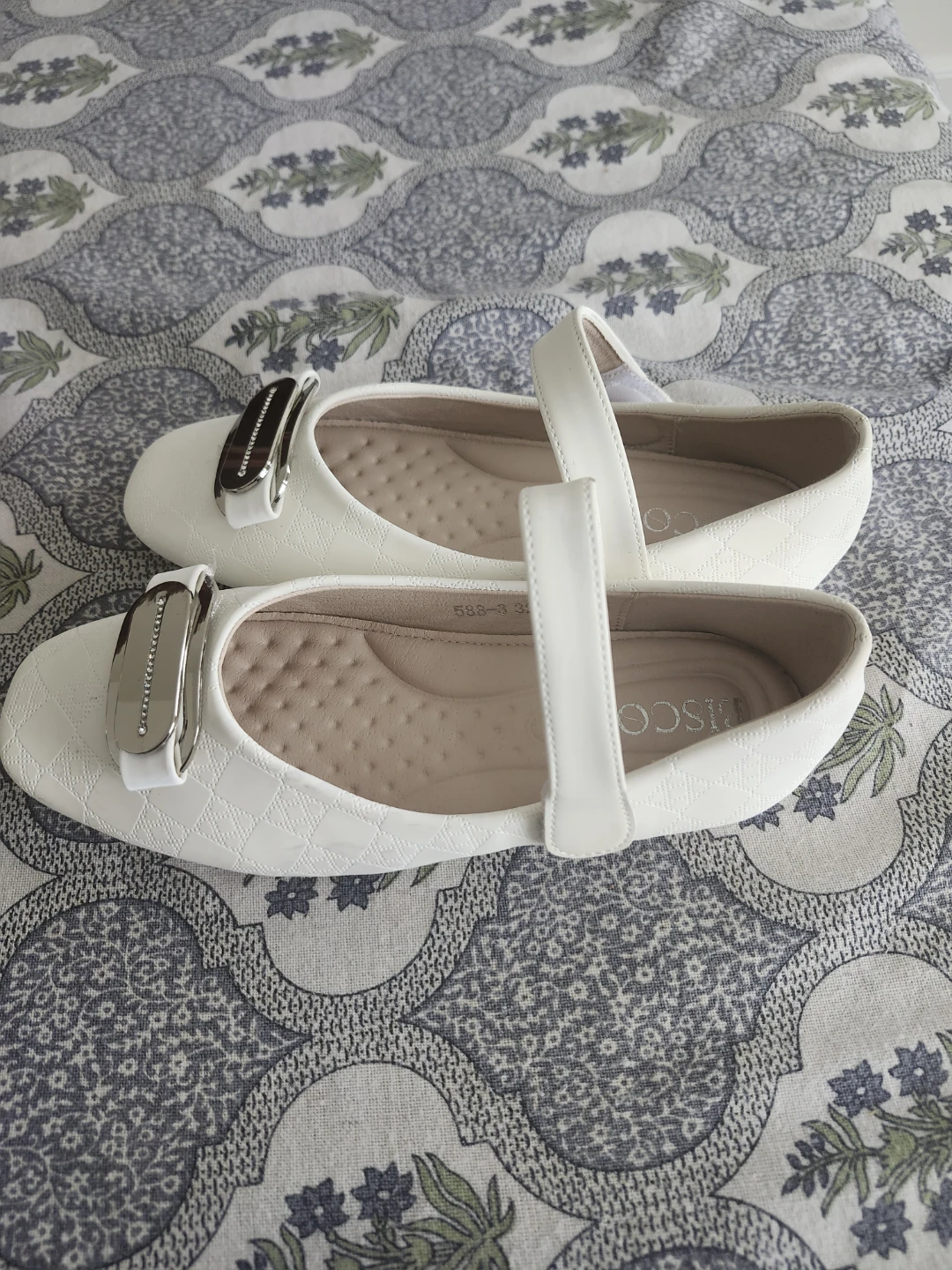 White Ballet Flats with Buckle - photo 3