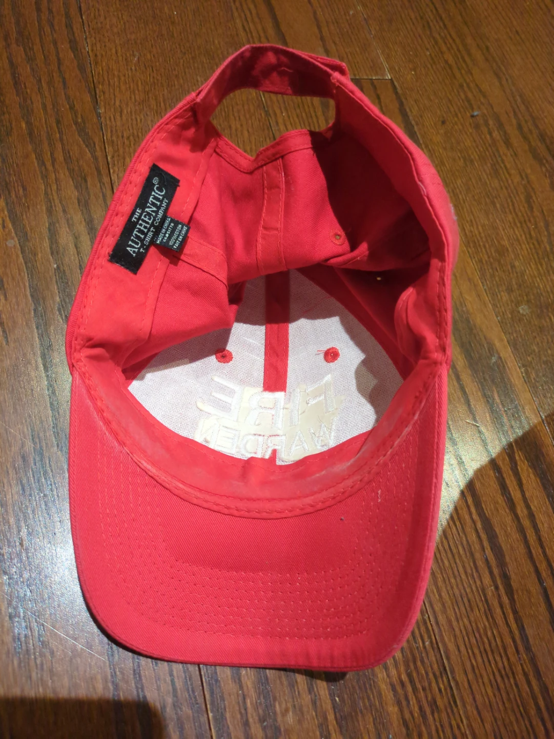 Free red Fire Warden cap - photo 2