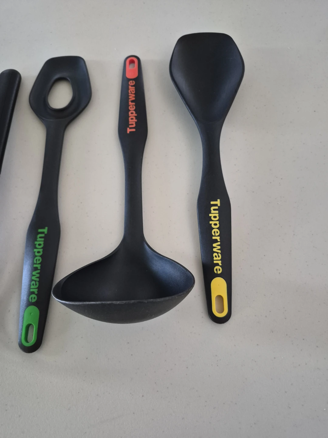 Tupperware Kitchen Utensil Set - photo 2