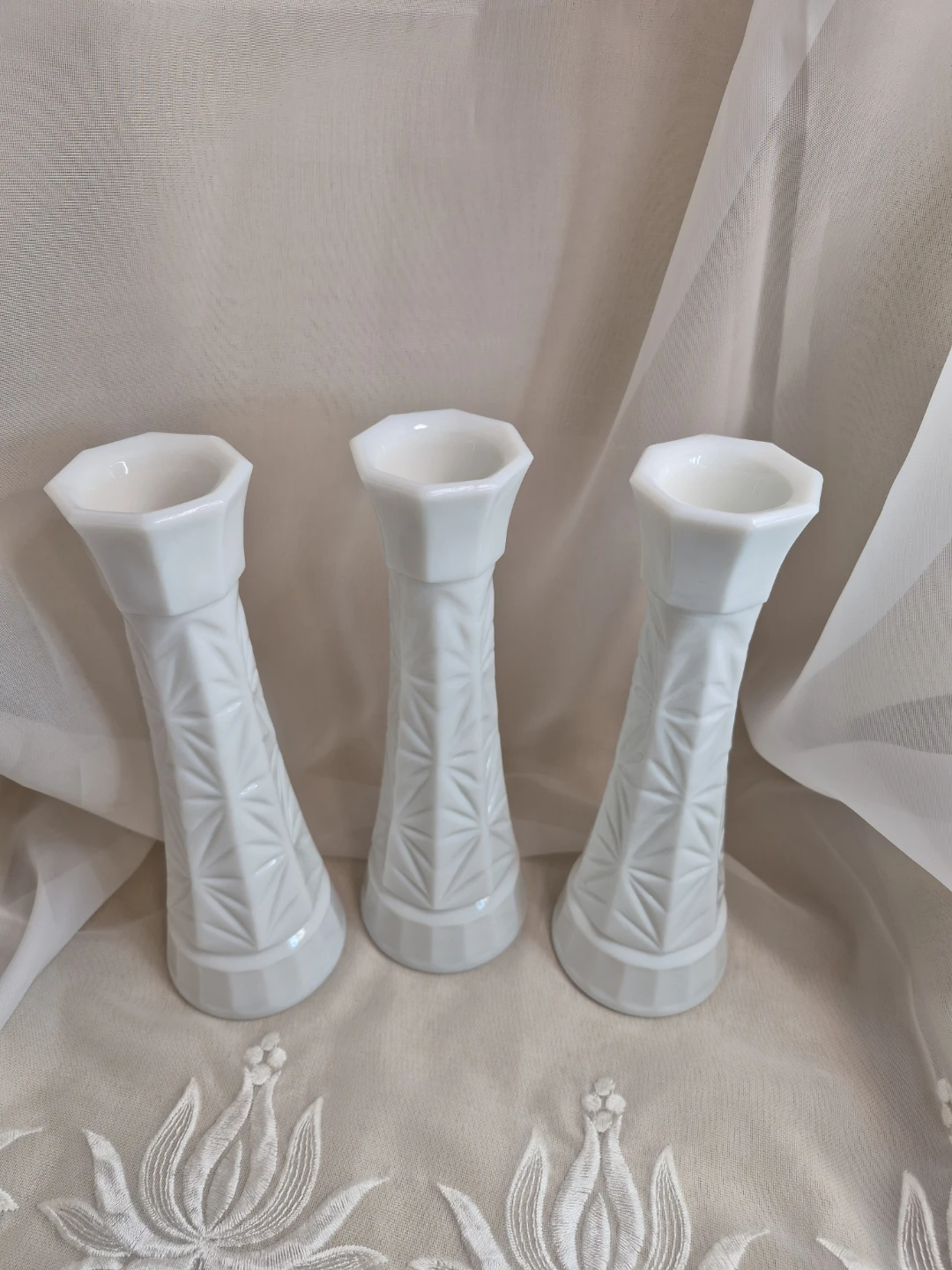 Set of 3 Vintage White Milk Glass 9" Tall Matching Vases - photo 5