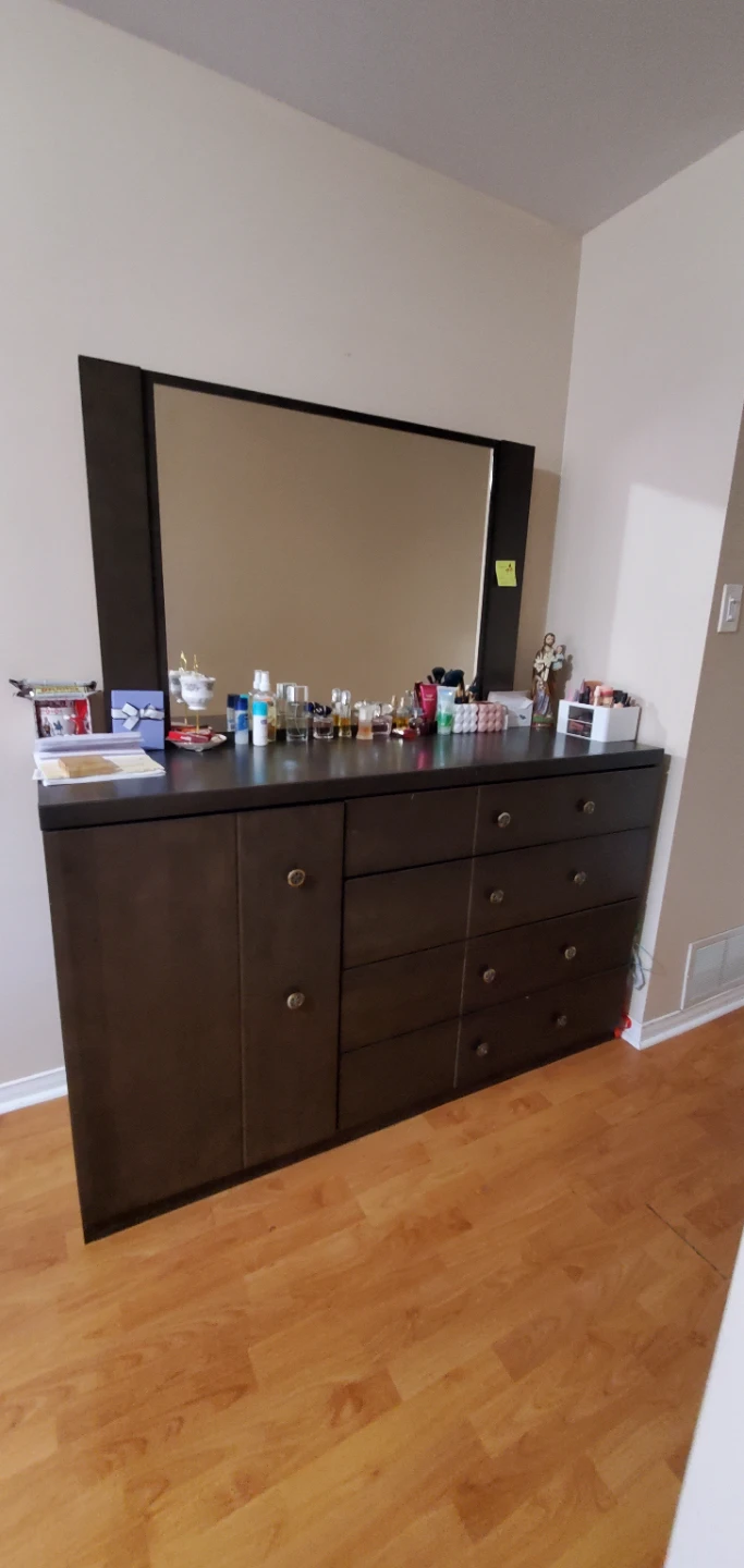 Dark Wood Bedroom Set with Storage Headboard - photo 3