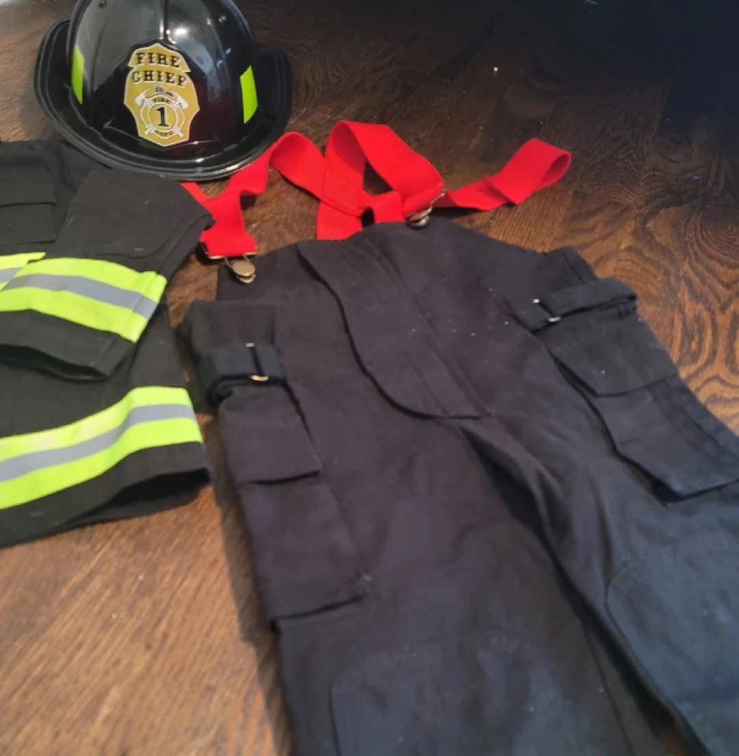 Kids Fire Chief Costume Set 2-3y - photo 2