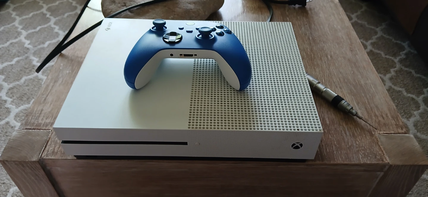 Xbox One S Console with Blue Controller