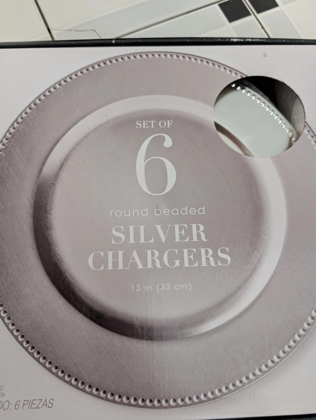 Set of 12 Round Silver Beaded Charger Plates - photo 2