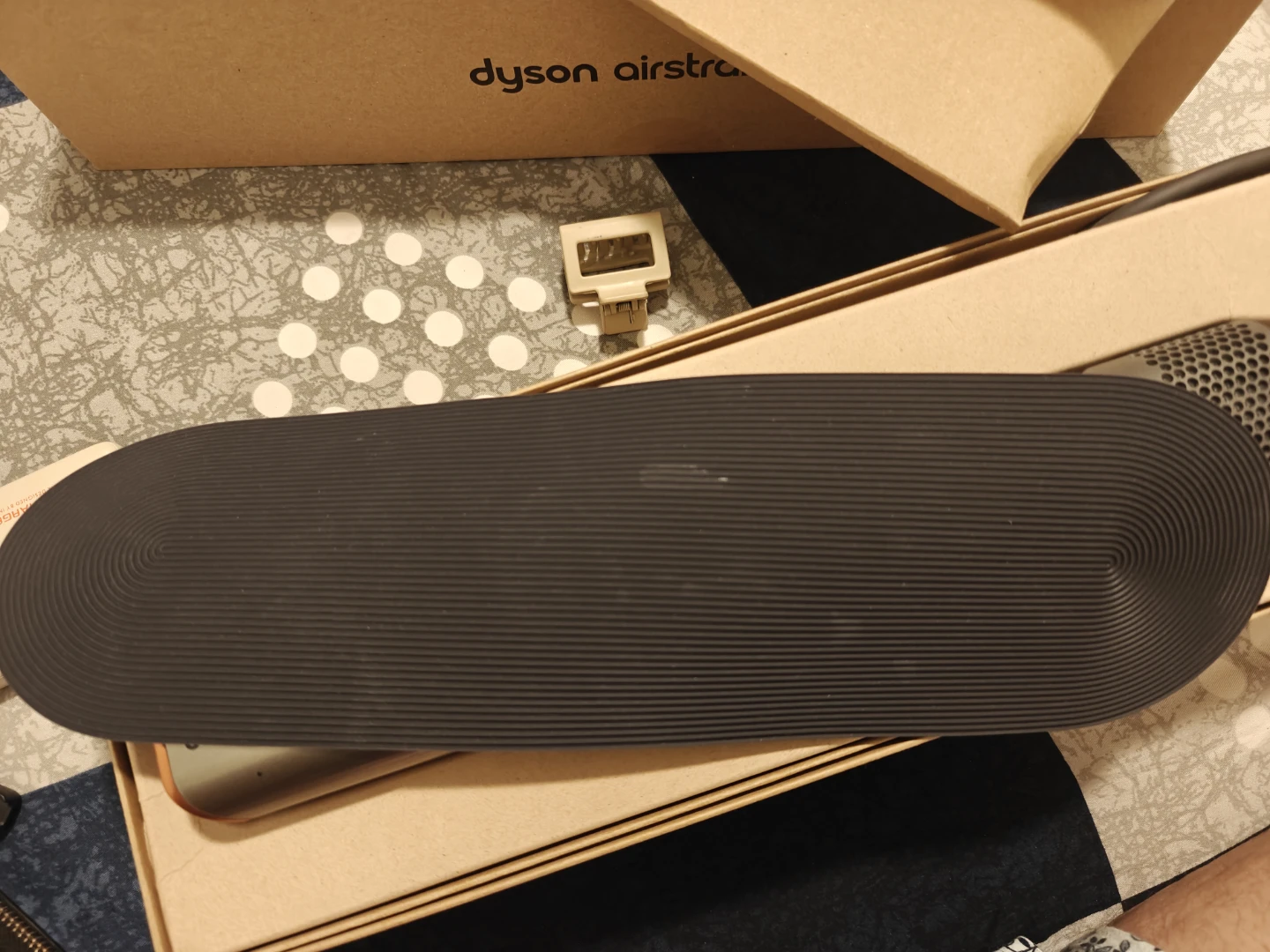 Dyson Airstrait Hair-URGENT PiCKUP NEAR GATEWAY SKYTRAIN - photo 4
