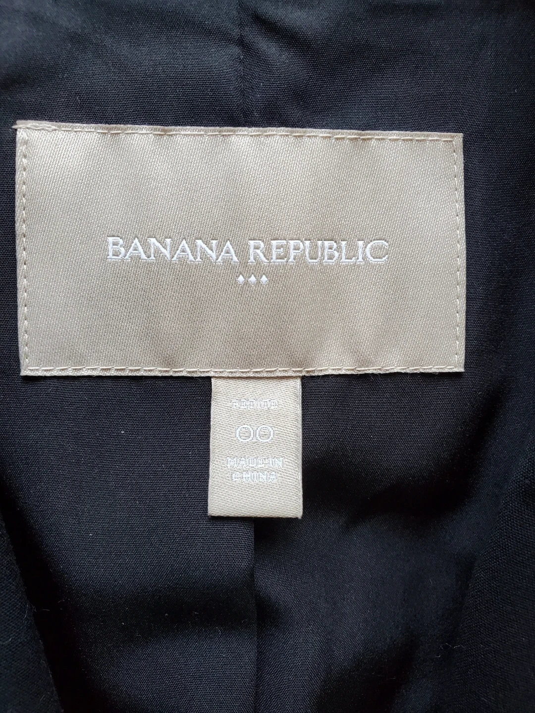 Lady's / Girl's Banana Republic Black Blazer - photo 3