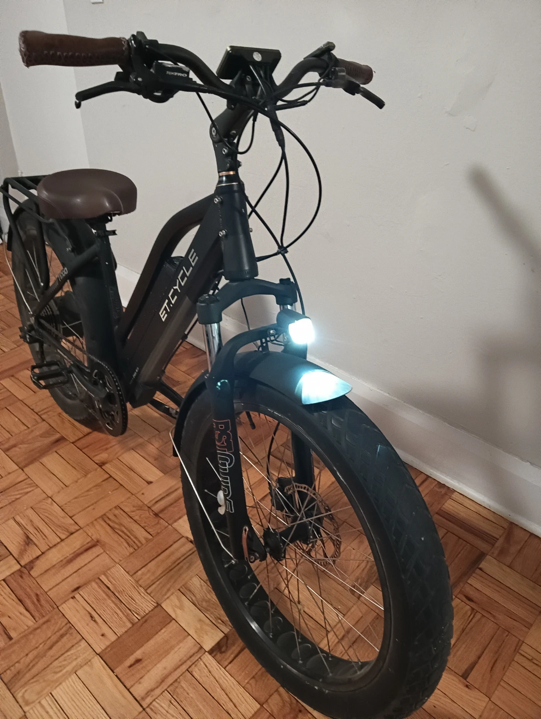 ET T1000 Electric Fat Tire Bike in black - photo 2