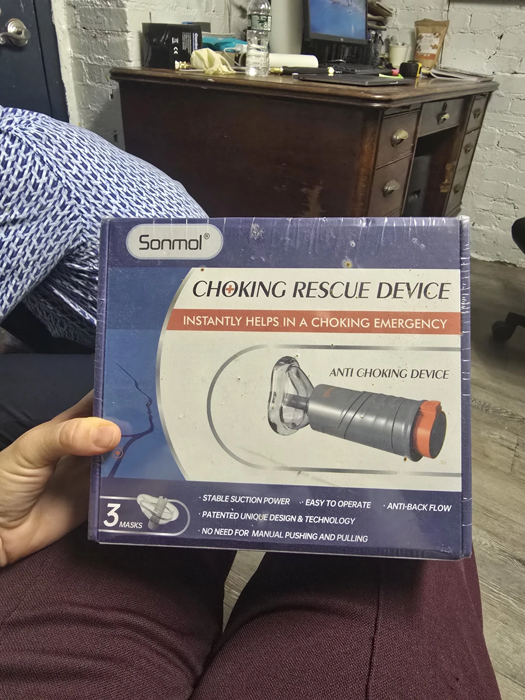 Sonmol Choking Rescue Device