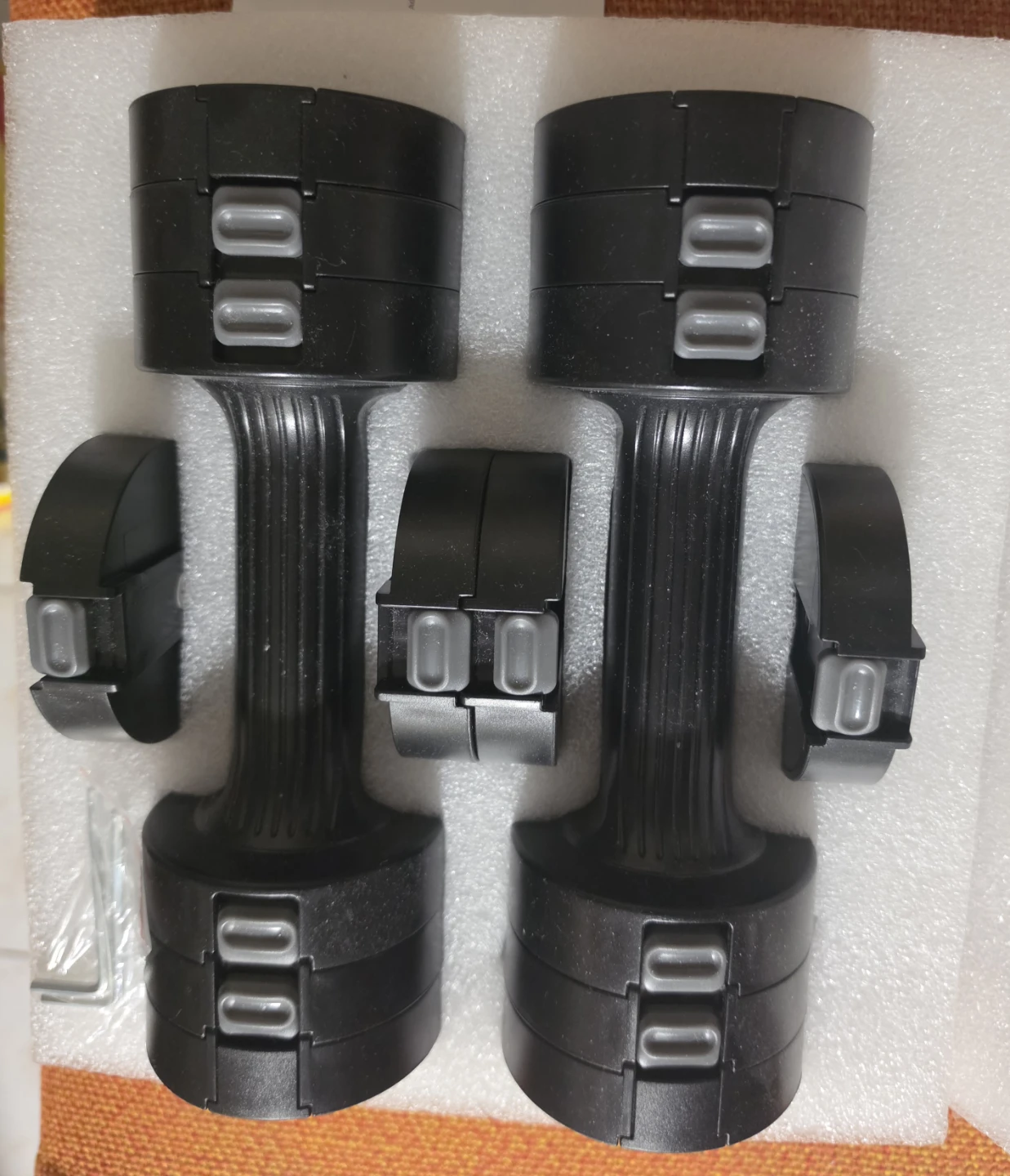 Adjustable Dumbbells Set
