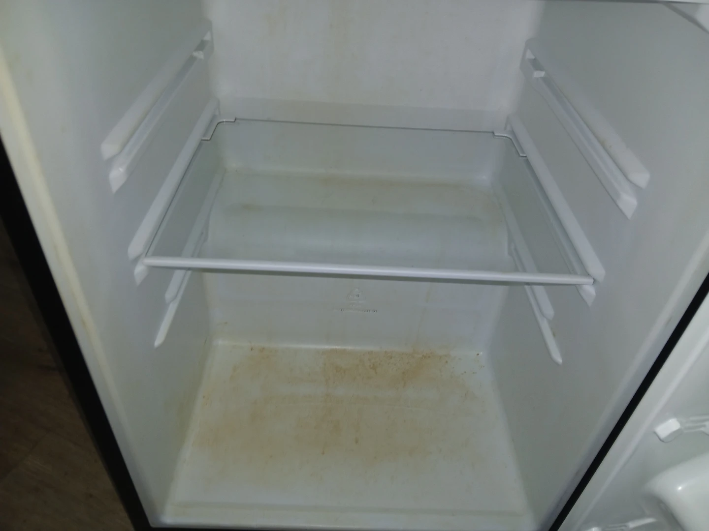 Compact Mini Fridge - photo 5