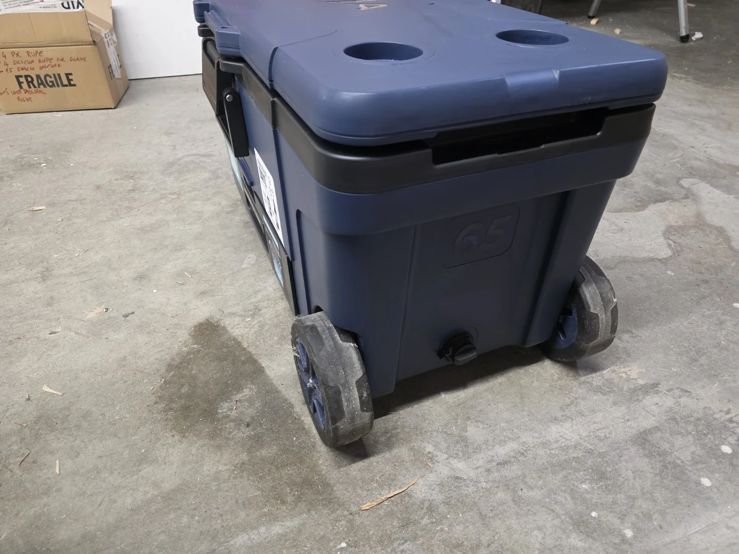 NINJA FROSTVAULT 65qt Wheeled Cooler - photo 4