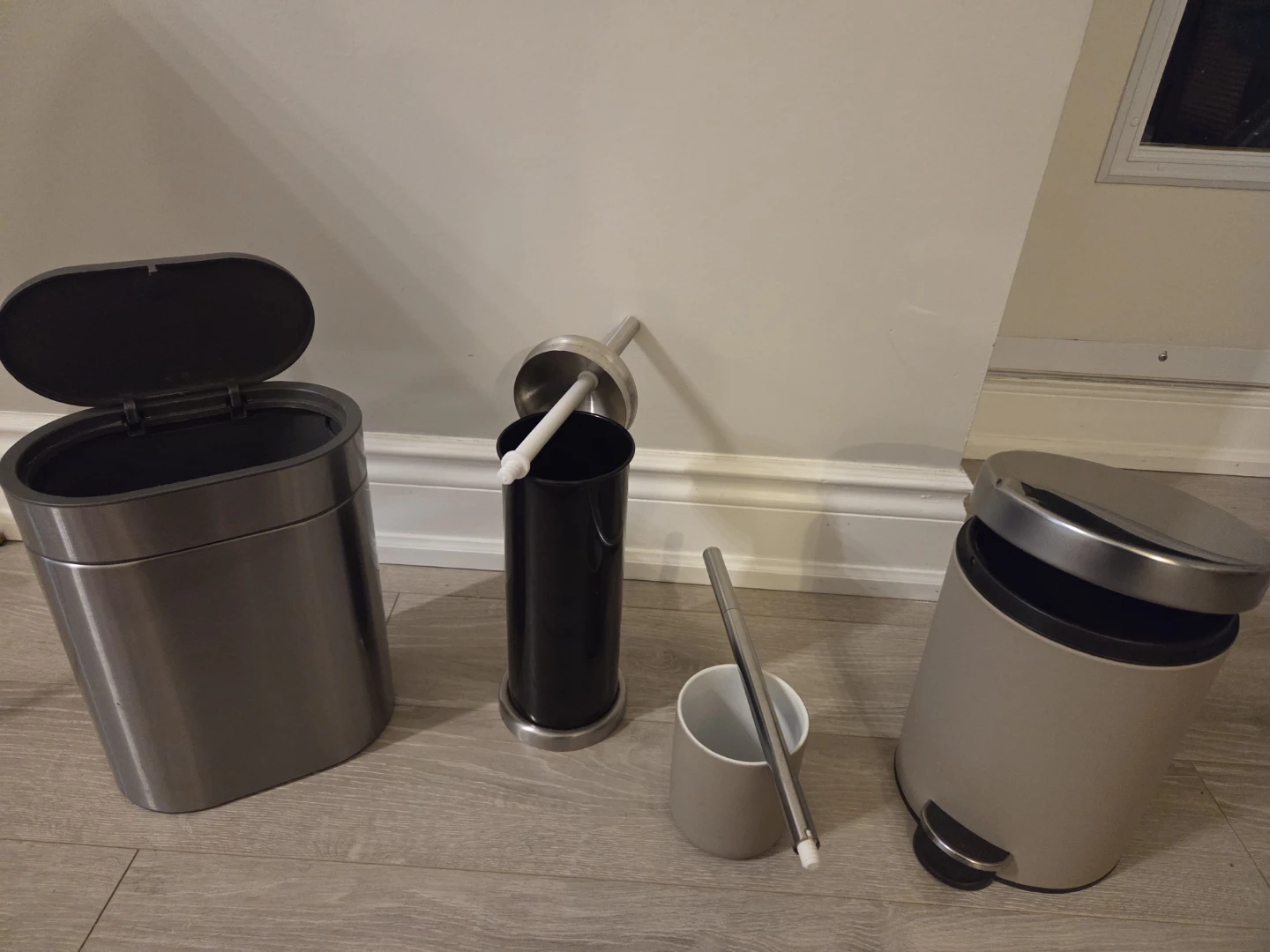 Set of 2 Stainless Steel Pedal Bins and Toilet Brush Holder - photo 4