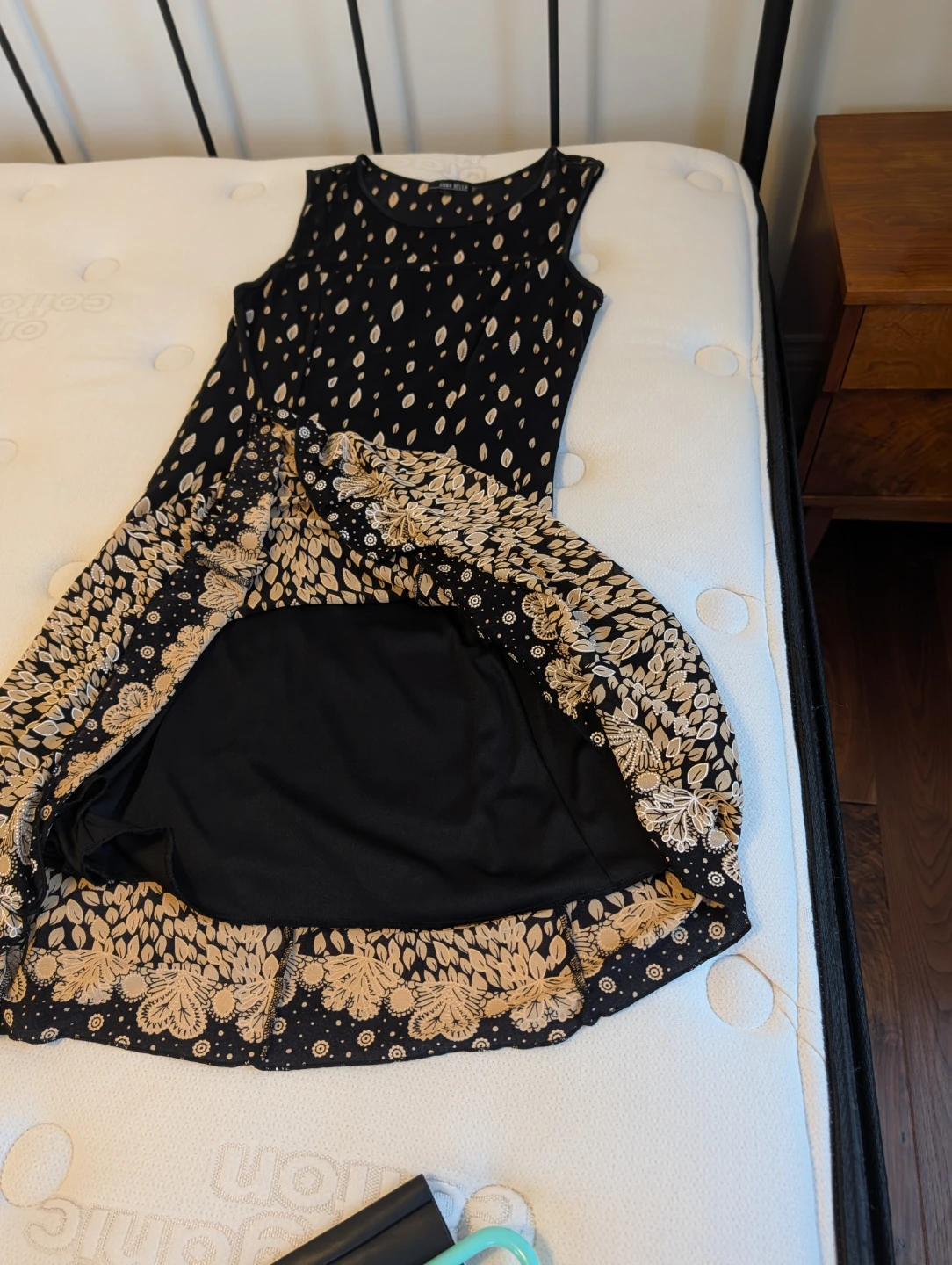 Anna Bella Black & Beige Leaf Print Dress - Size M - photo 4