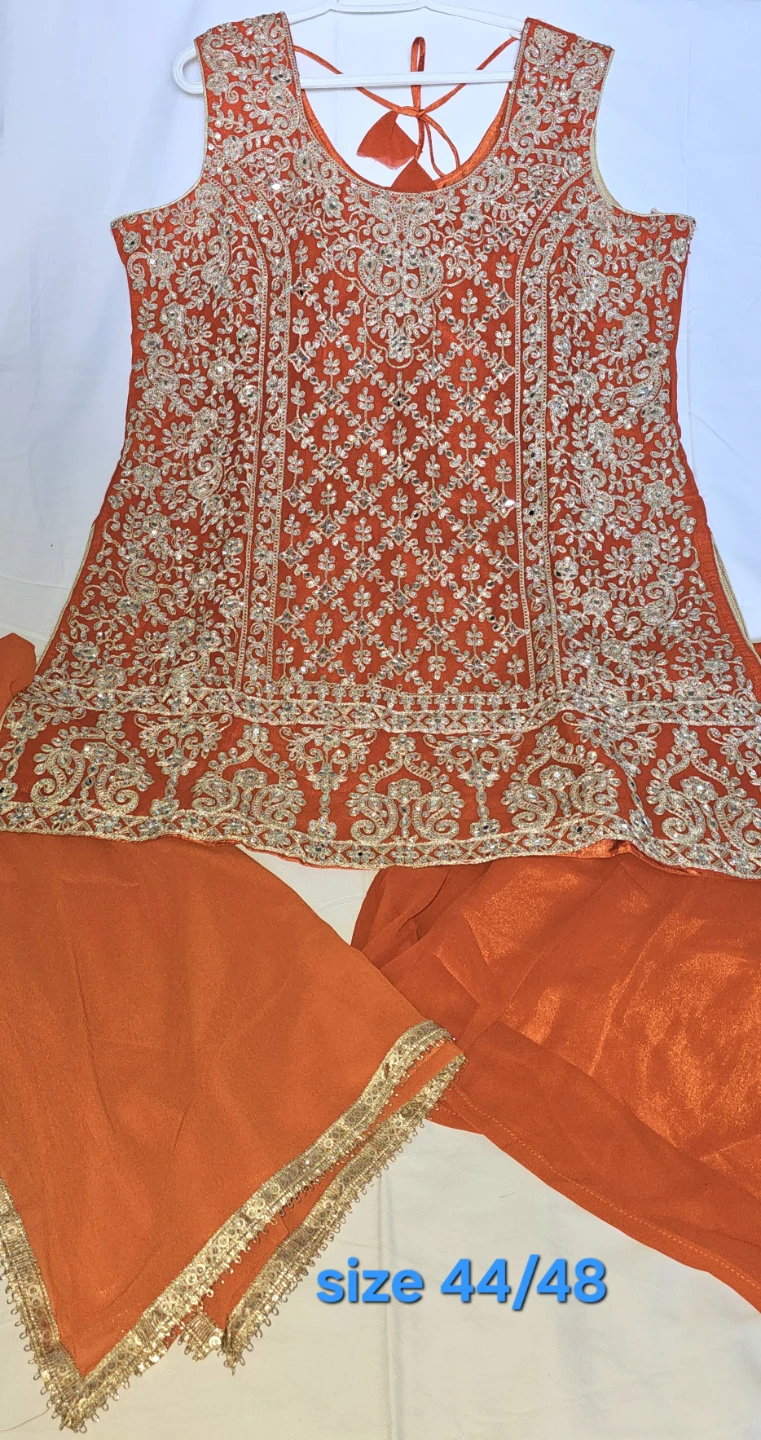 Embroidered Kurti and palazzo pants set - photo 3