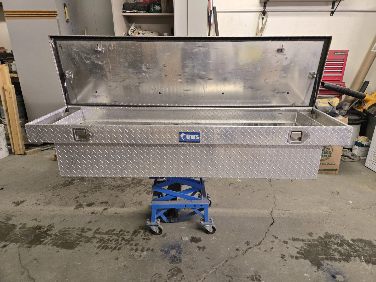 UWS Diamond Plate Truck Tool Box - photo 4
