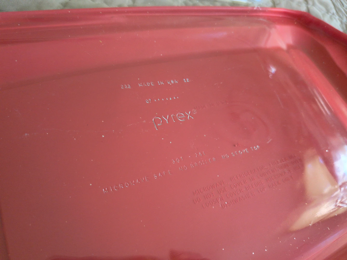 Pyrex Glass Baking Dish with Red Lid - photo 2