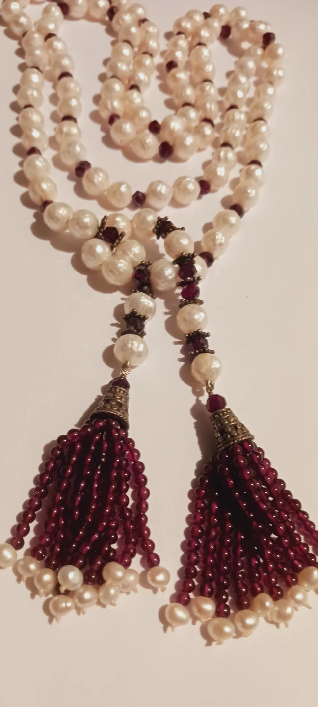 Gorgeous Pearl and Garnet Tassel Lariat Necklace
