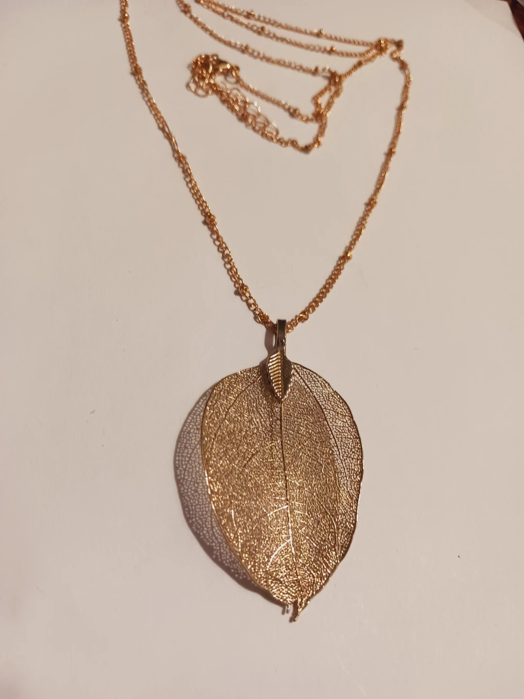 Gold Tone Leaf Pendant with Necklace