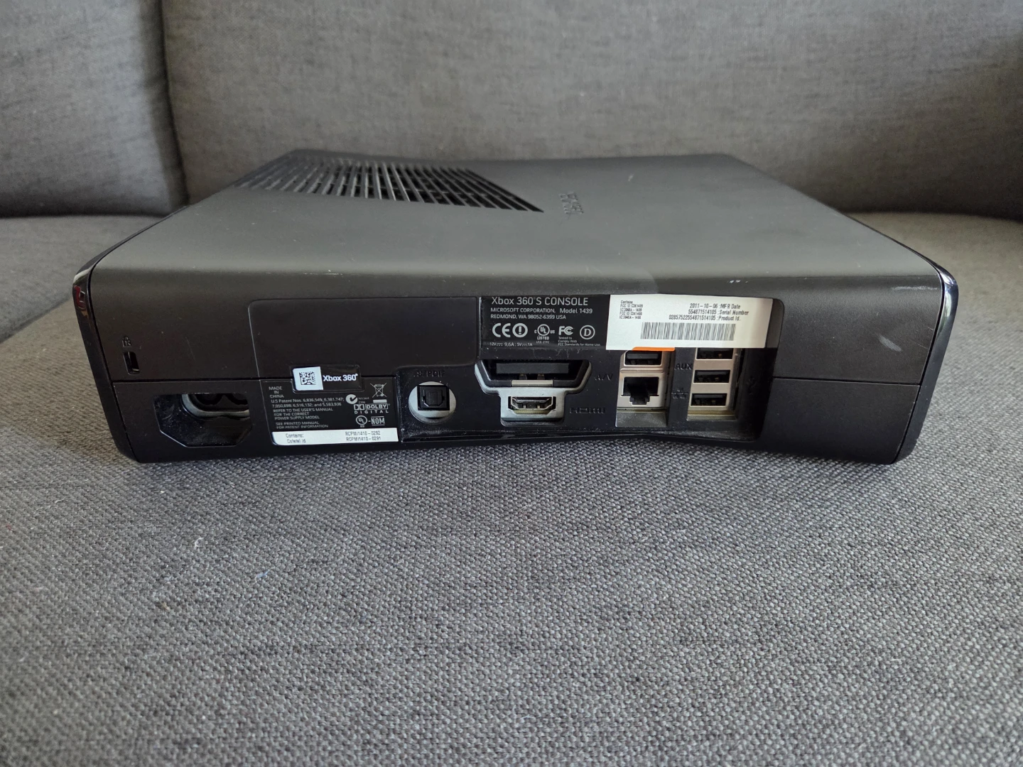 Xbox 360 S Console Only (no cables and controllers) - photo 3