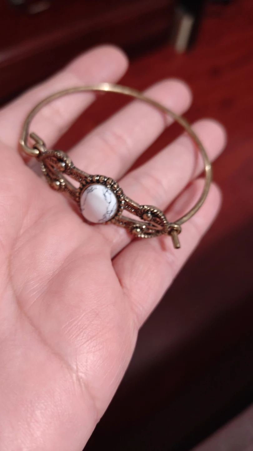 Vintage Style Bangle Bracelet with White Stone - photo 3