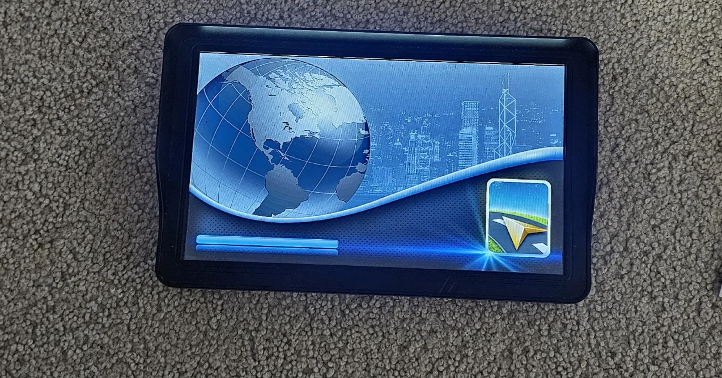 GPS Navigator J908 (9-inch)
