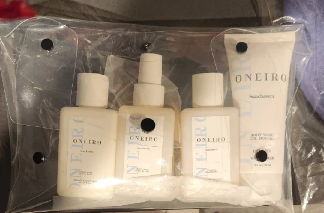 ONEIRO Sunchasers Travel Size Hydrate & Moisturize Set