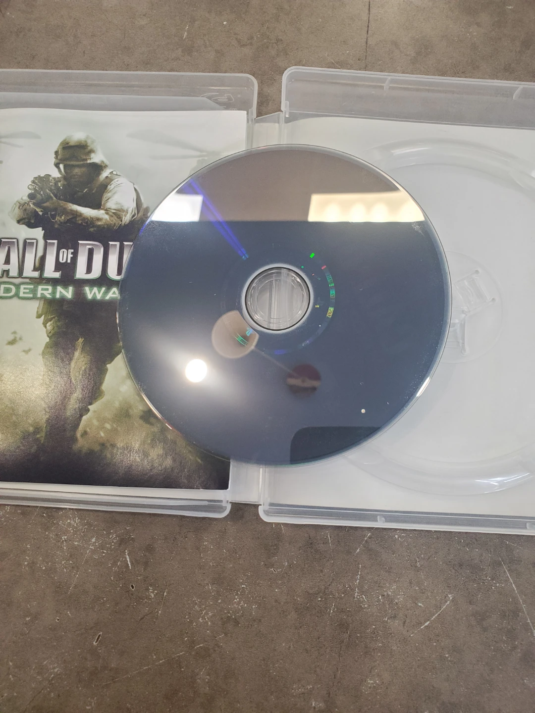 Call of Duty 4: Modern Warfare (PS3) - photo 2