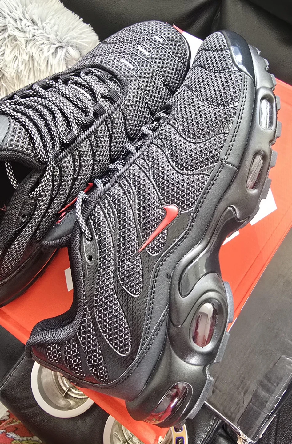 Brand New Air Max Black Red - photo 3